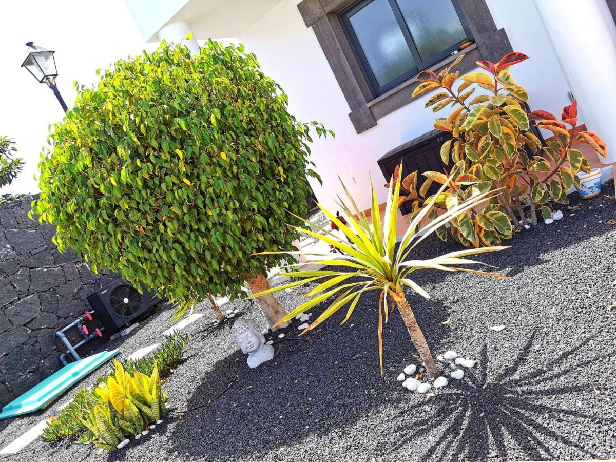 Villa Zinnia Playa Blanca  Buitenkant foto