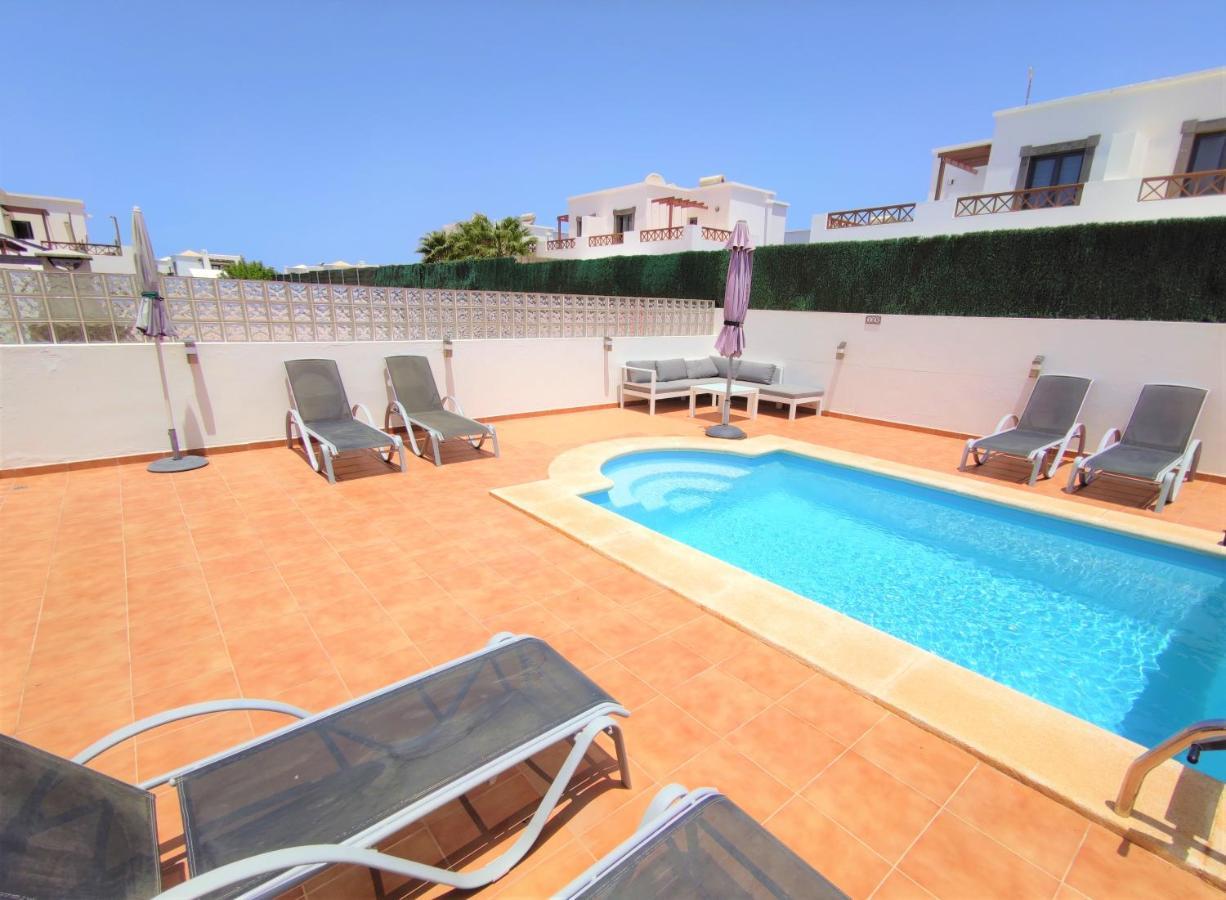 Villa Zinnia Playa Blanca  Buitenkant foto